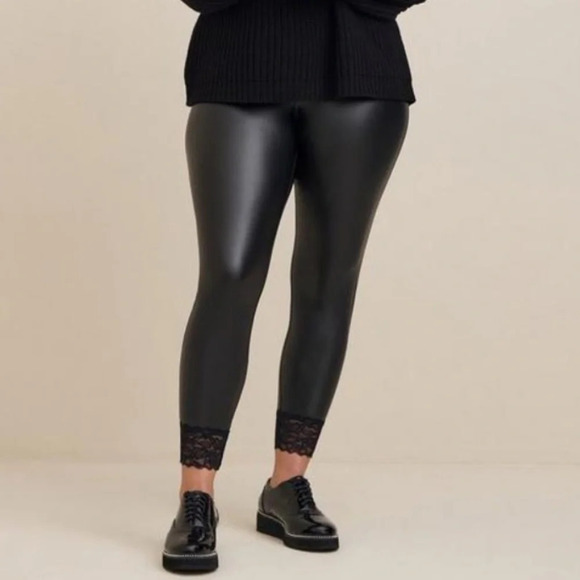 Torrid Full Length Signature Waist Faux Leather Lace  Hem Legging - Picture 1 of 13